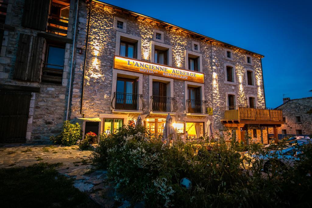 Logis Hotel Restaurant L'Ancienne Auberge Bolquere Bagian luar foto
